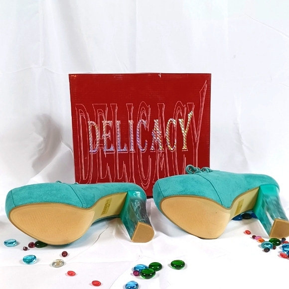 DELICACY Teal Mint Shoeboots NWT Lucie ckesr heel - Picture 5 of 9